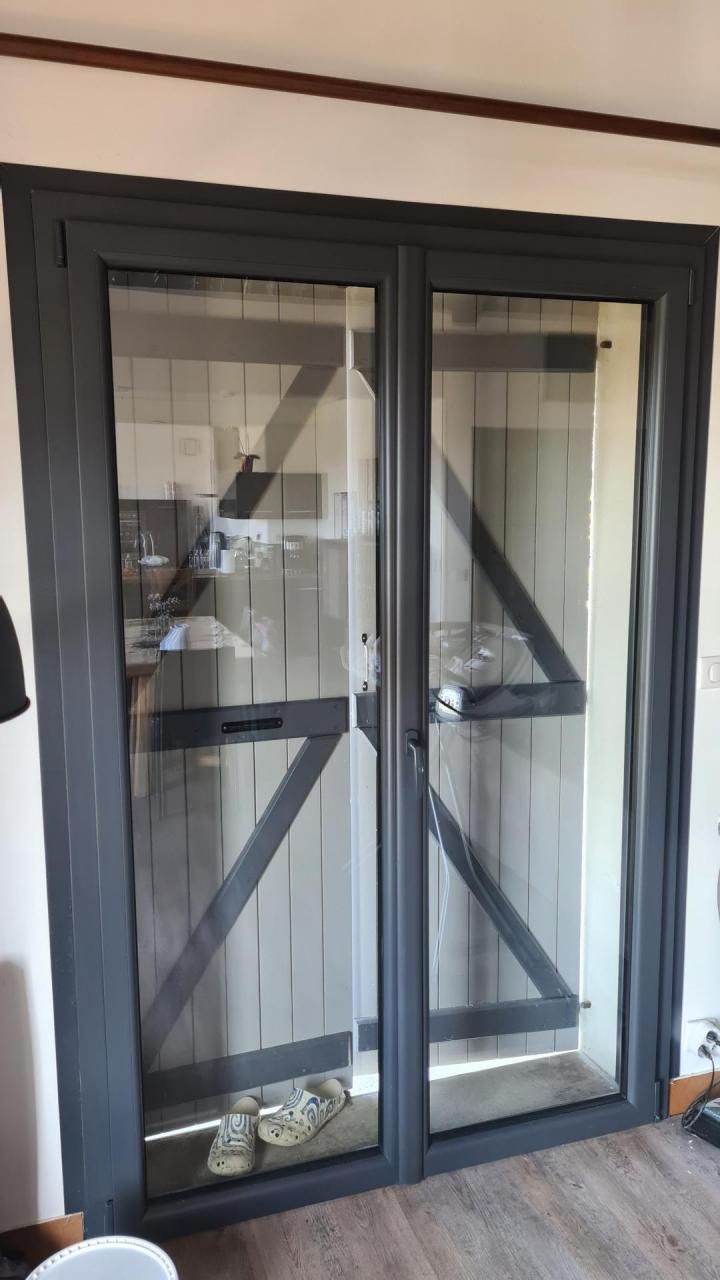 Installation porte d'entrée Isère